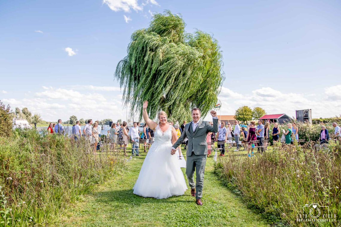 fotograaf beneden sas Robin Looy trouwfotograaf video